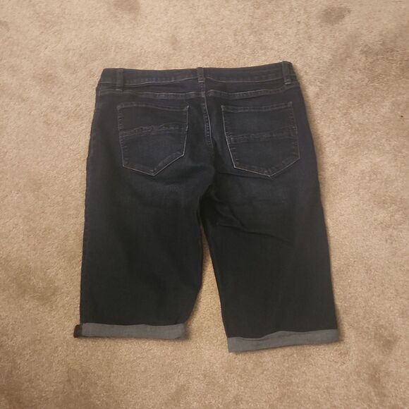 New York & Company Soho Jeans Denim Bermuda Shorts Size 8 - Picture 5 of 6